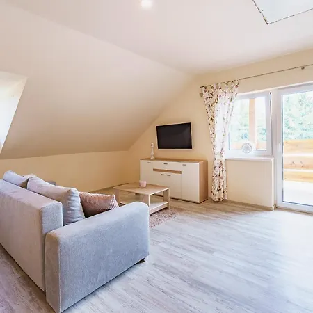 Apartment Everluck Loket